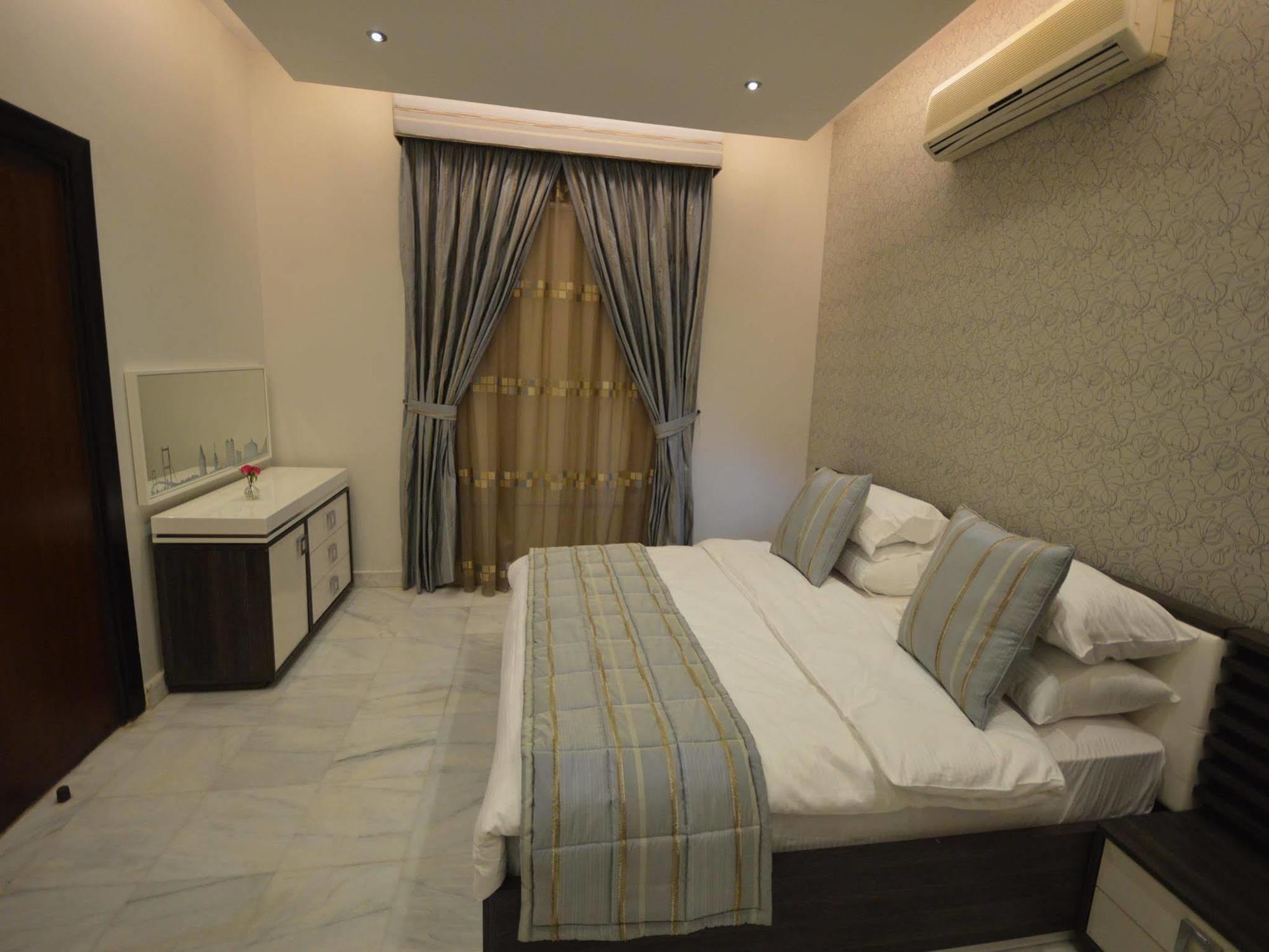 رحال البحر للشقق المخدومة Rahhal Albahr Serviced Apartments Jidá Exterior foto